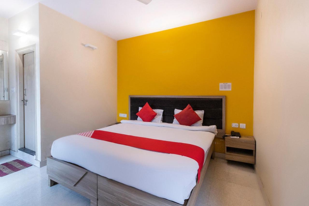 Hotel O Golden Inn Near Cubbon Park Bangalore Exterior photo