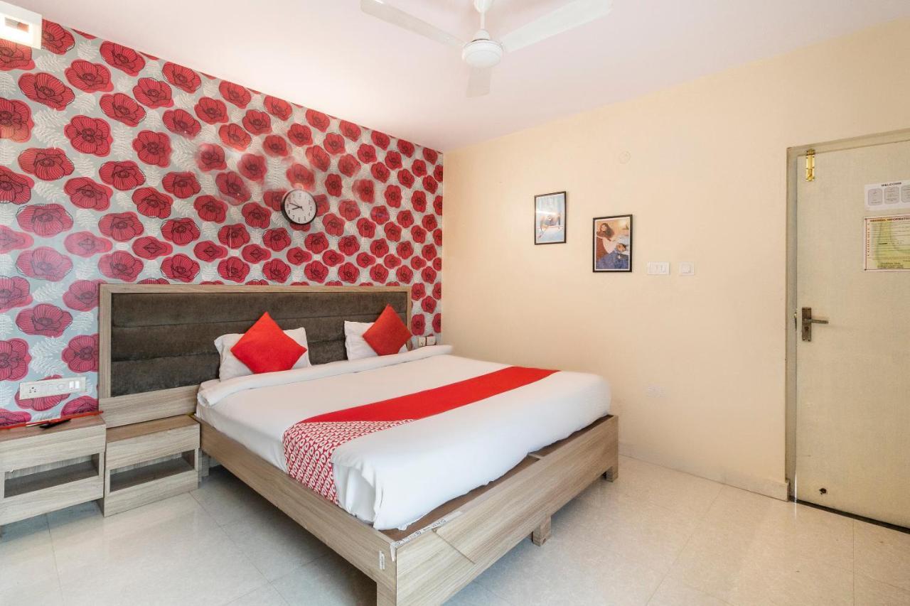 Hotel O Golden Inn Near Cubbon Park Bangalore Exterior photo
